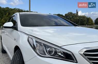 Седан Hyundai Sonata 2015 в Днепре