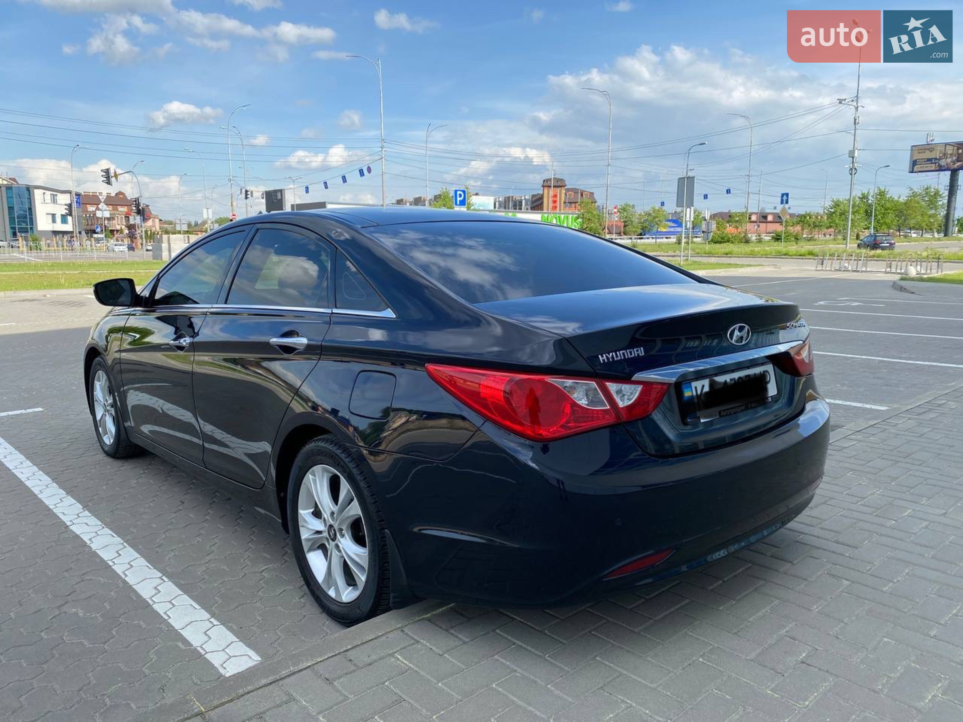 2011 Hyundai Sonata - мініатюра 4