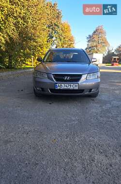 Седан Hyundai Sonata 2005 в Волочиську