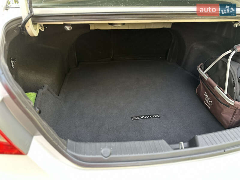 Седан Hyundai Sonata 2013 в Киеве