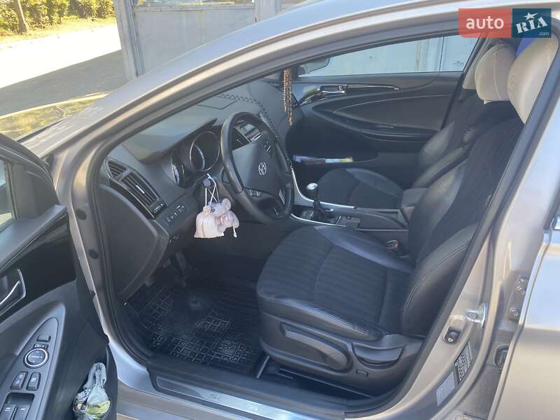 Седан Hyundai Sonata 2011 в Тернополе