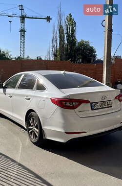 Седан Hyundai Sonata 2015 в Днепре