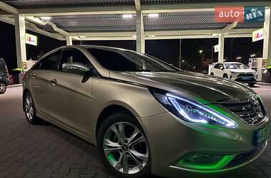 Седан Hyundai Sonata 2010 в Киеве