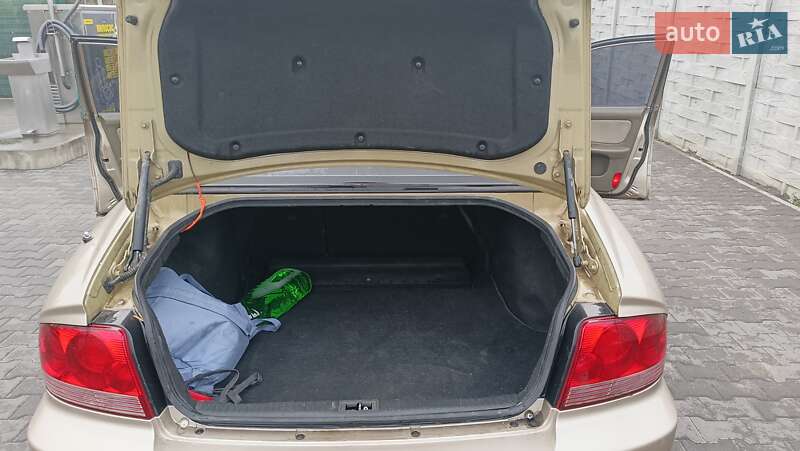 Седан Hyundai Sonata 2004 в Білій Церкві