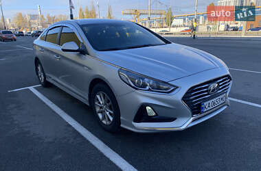 Седан Hyundai Sonata 2018 в Киеве