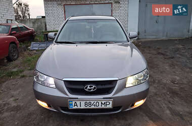 Седан Hyundai Sonata 2005 в Обухове