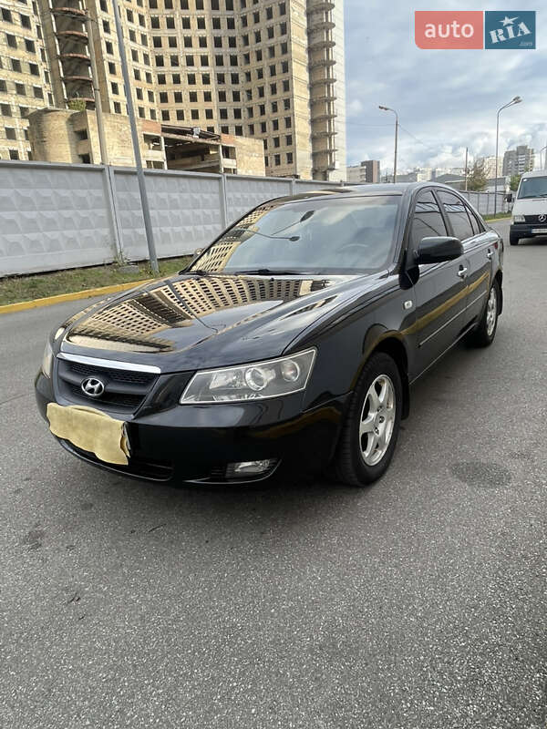 Седан Hyundai Sonata 2008 в Киеве