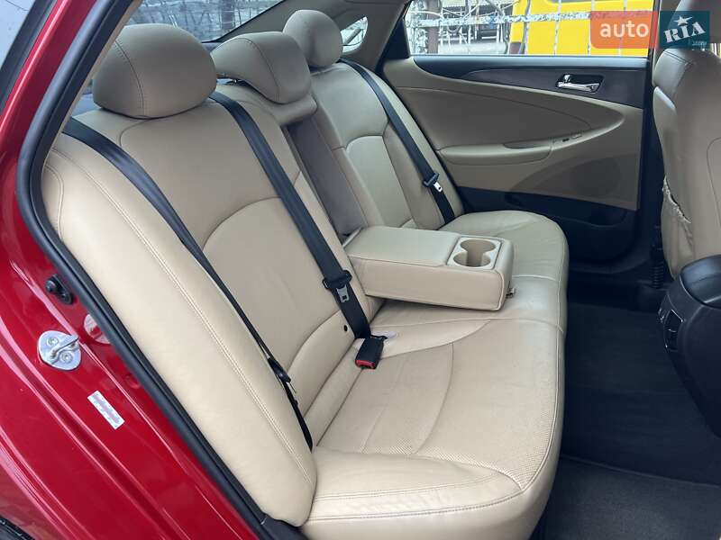 Седан Hyundai Sonata 2013 в Одесі
