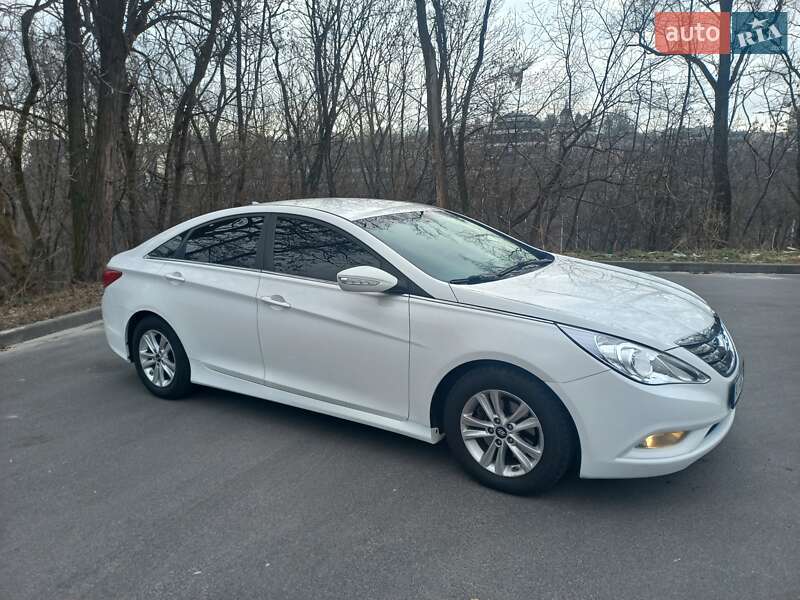 Седан Hyundai Sonata 2013 в Киеве