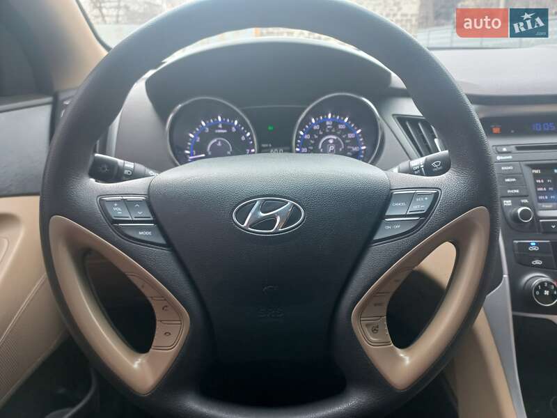 Седан Hyundai Sonata 2013 в Киеве