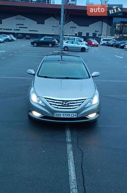 Седан Hyundai Sonata 2010 в Києві