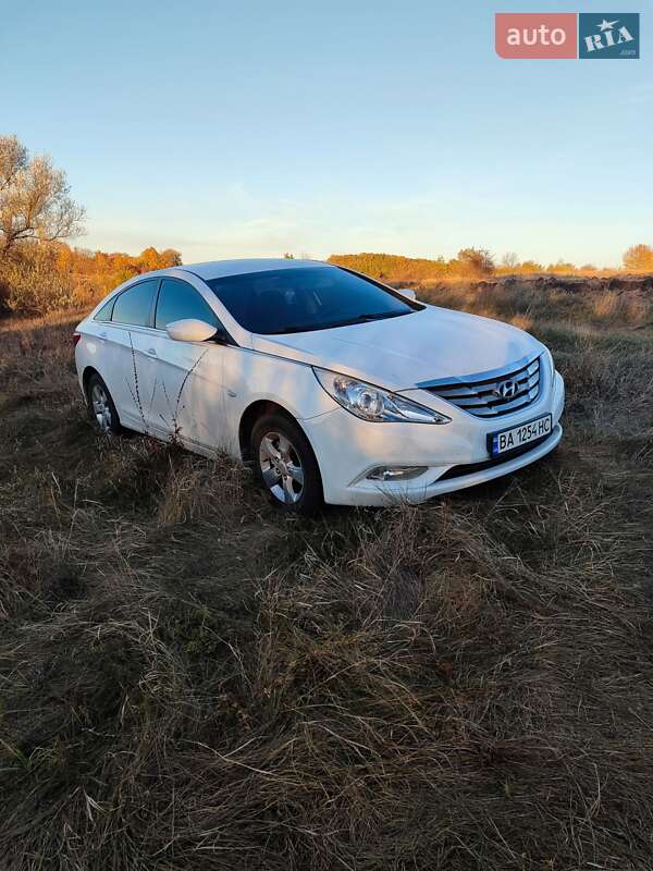 Седан Hyundai Sonata 2009 в Кропивницком