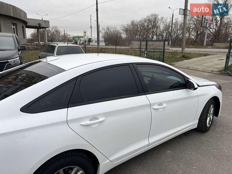 Седан Hyundai Sonata 2016 в Сумах