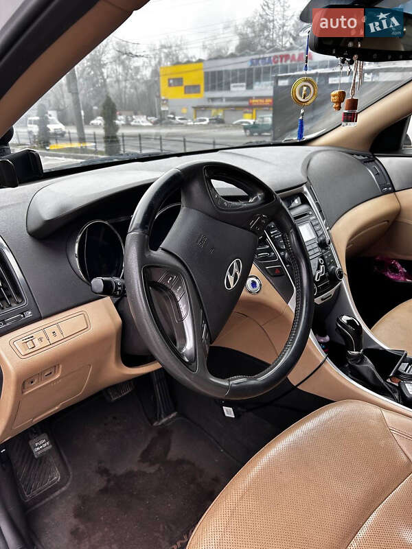 Седан Hyundai Sonata 2012 в Тернополі