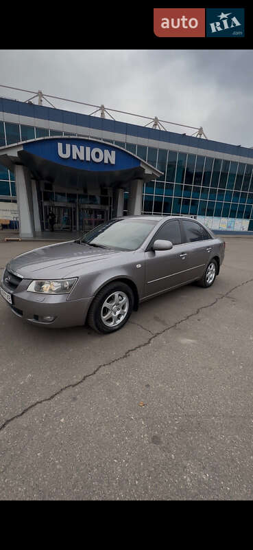 Седан Hyundai Sonata 2007 в Кривому Розі