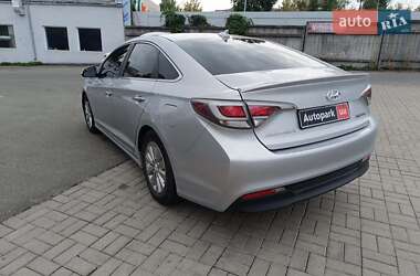 Седан Hyundai Sonata 2017 в Киеве