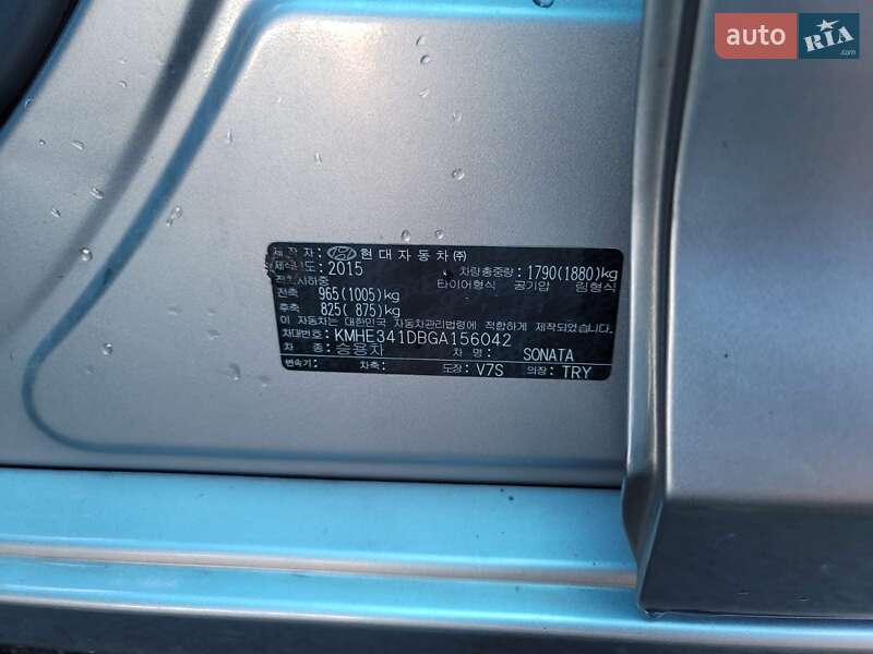 Седан Hyundai Sonata 2015 в Николаеве