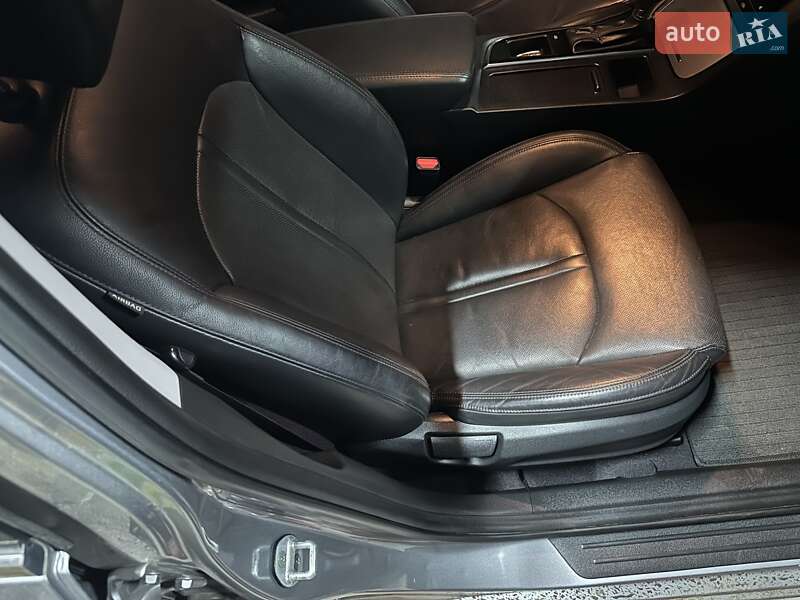 Седан Hyundai Sonata 2015 в Николаеве