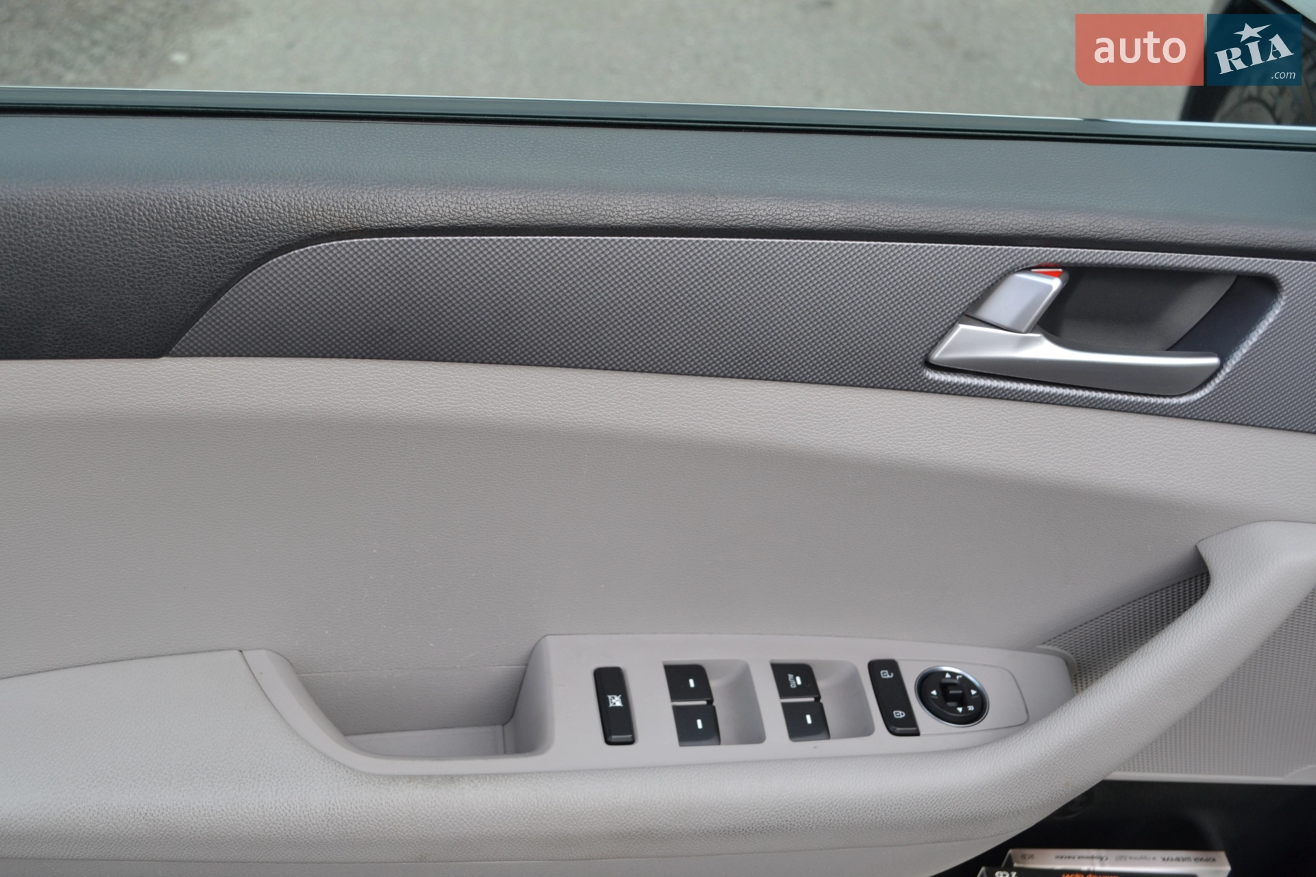 2016 Hyundai Sonata - мініатюра 47