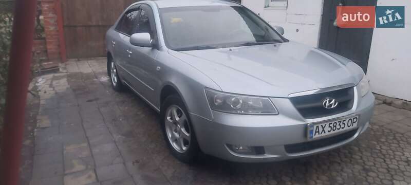 Седан Hyundai Sonata 2006 в Балаклее