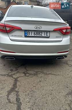 Седан Hyundai Sonata 2015 в Кобеляках