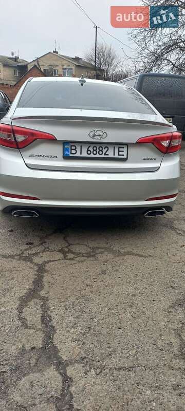 Седан Hyundai Sonata 2015 в Кобеляках