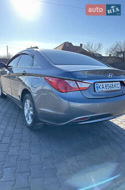 Седан Hyundai Sonata 2010 в Рені