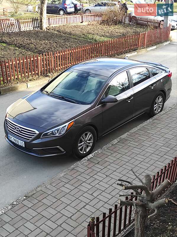 Седан Hyundai Sonata 2015 в Самборі