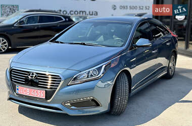 Седан Hyundai Sonata 2016 в Киеве