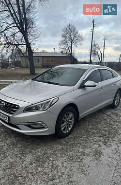 Седан Hyundai Sonata 2015 в Чернігові