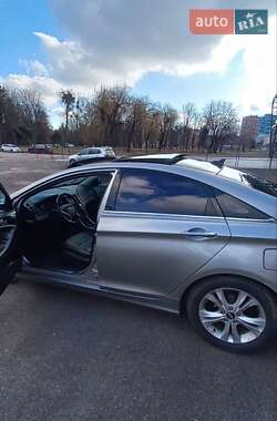 Седан Hyundai Sonata 2011 в Ровно