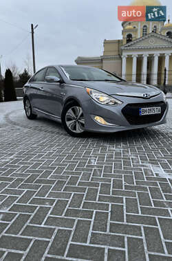 Седан Hyundai Sonata 2014 в Болграде