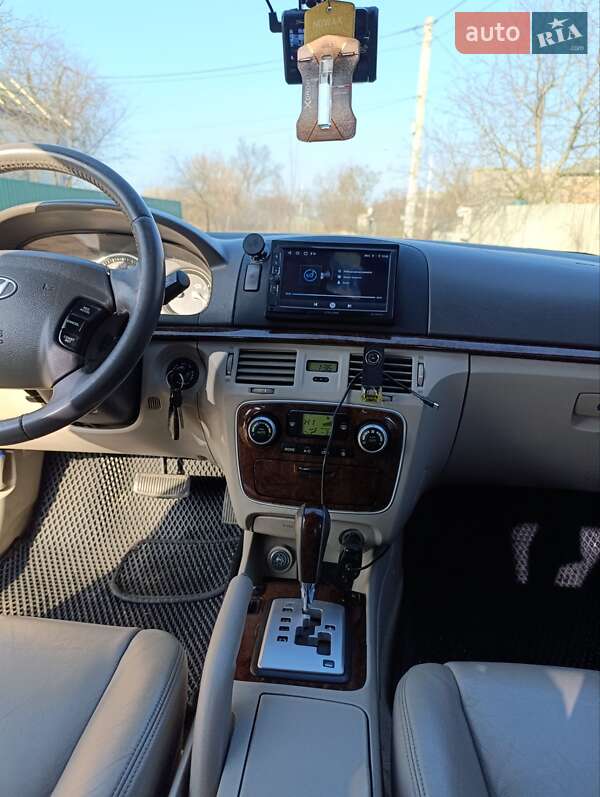 Седан Hyundai Sonata 2005 в Котельве