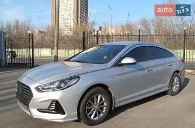 Седан Hyundai Sonata 2017 в Киеве