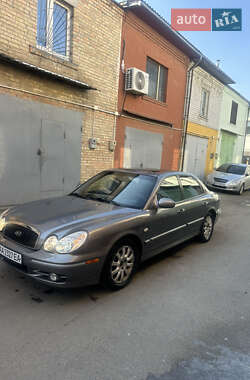 Седан Hyundai Sonata 2004 в Києві