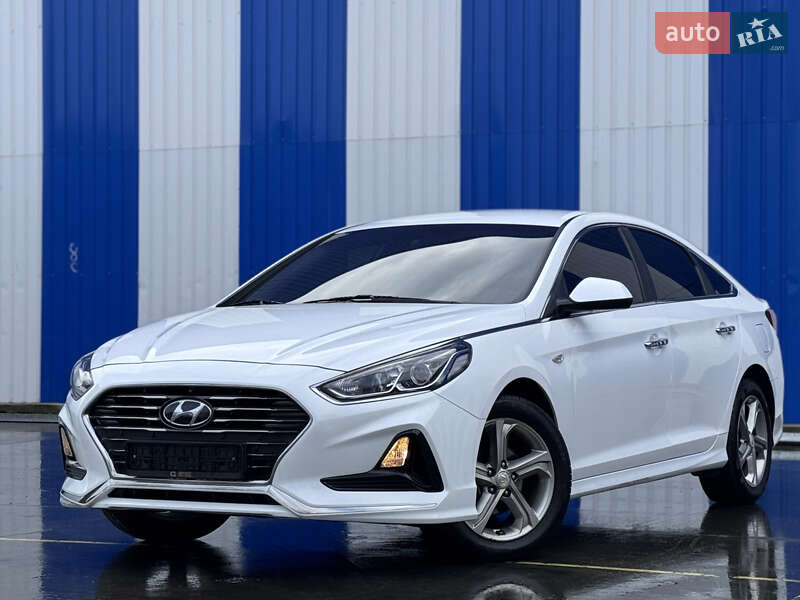 Седан Hyundai Sonata 2017 в Одессе