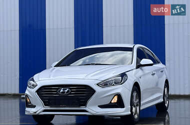 Седан Hyundai Sonata 2017 в Одессе