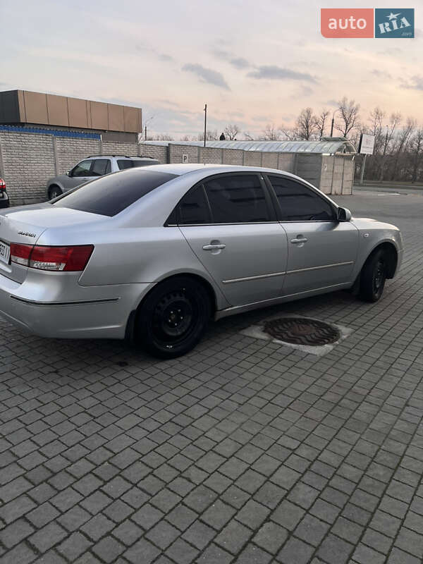 Седан Hyundai Sonata 2008 в Запорожье
