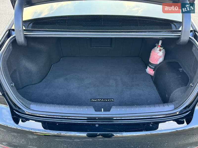 Седан Hyundai Sonata 2016 в Одессе