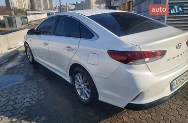 Седан Hyundai Sonata 2019 в 