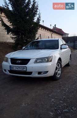 Седан Hyundai Sonata 2005 в Золочеві