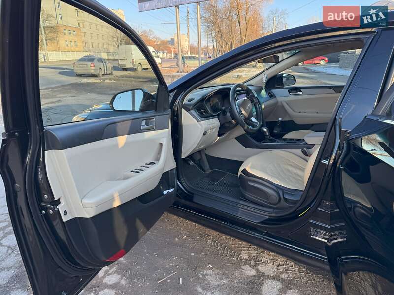 Седан Hyundai Sonata 2018 в Житомирі