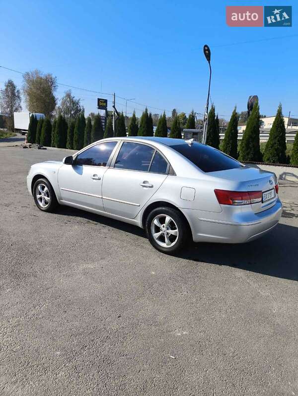 Седан Hyundai Sonata 2012 в Смілі