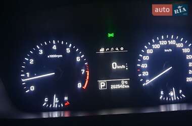 Седан Hyundai Sonata 2015 в Николаеве