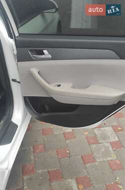 Седан Hyundai Sonata 2016 в Запоріжжі