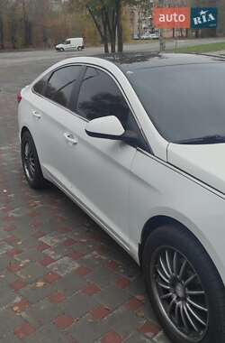 Седан Hyundai Sonata 2016 в 