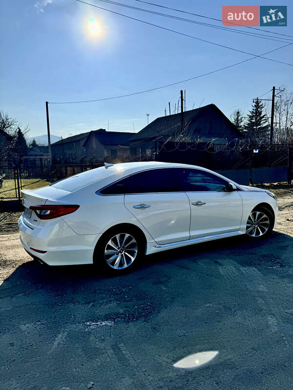 Седан Hyundai Sonata 2016 в Ужгороде