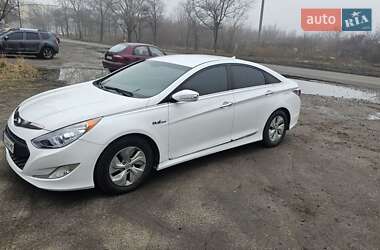 Седан Hyundai Sonata 2014 в Дніпрі