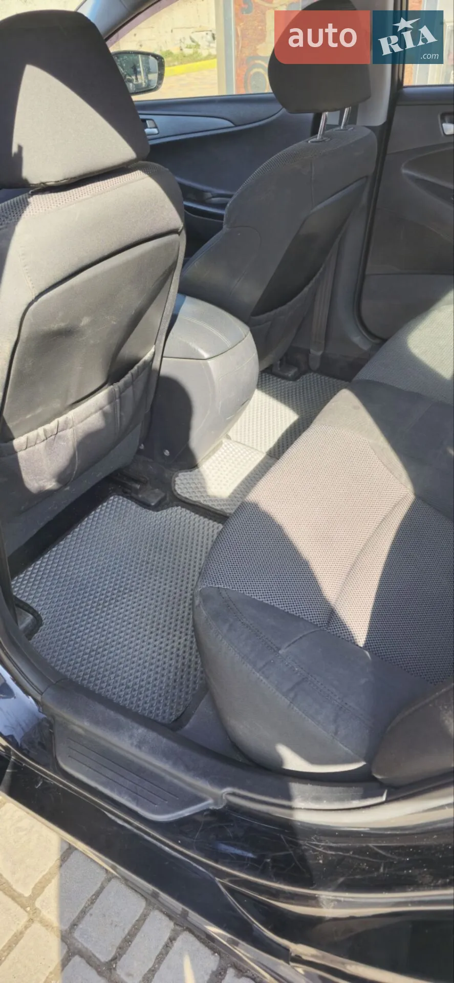 2010 Hyundai Sonata - мініатюра 18