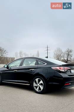 Седан Hyundai Sonata 2015 в Кременчуці